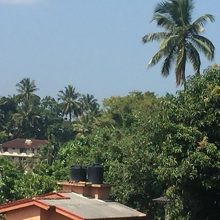 Deevar Inn Kandy Buitenkant foto