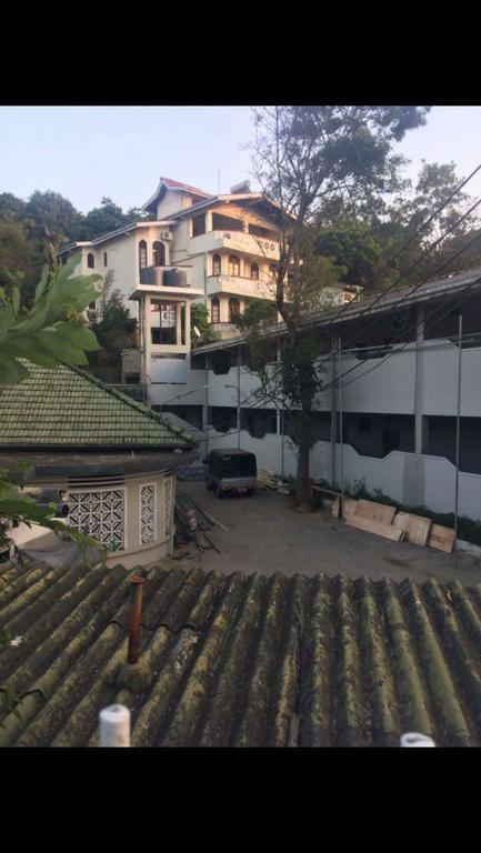 Deevar Inn Kandy Buitenkant foto